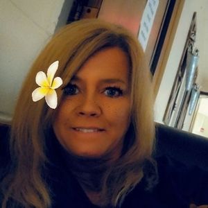 Meet your Posher, Michele